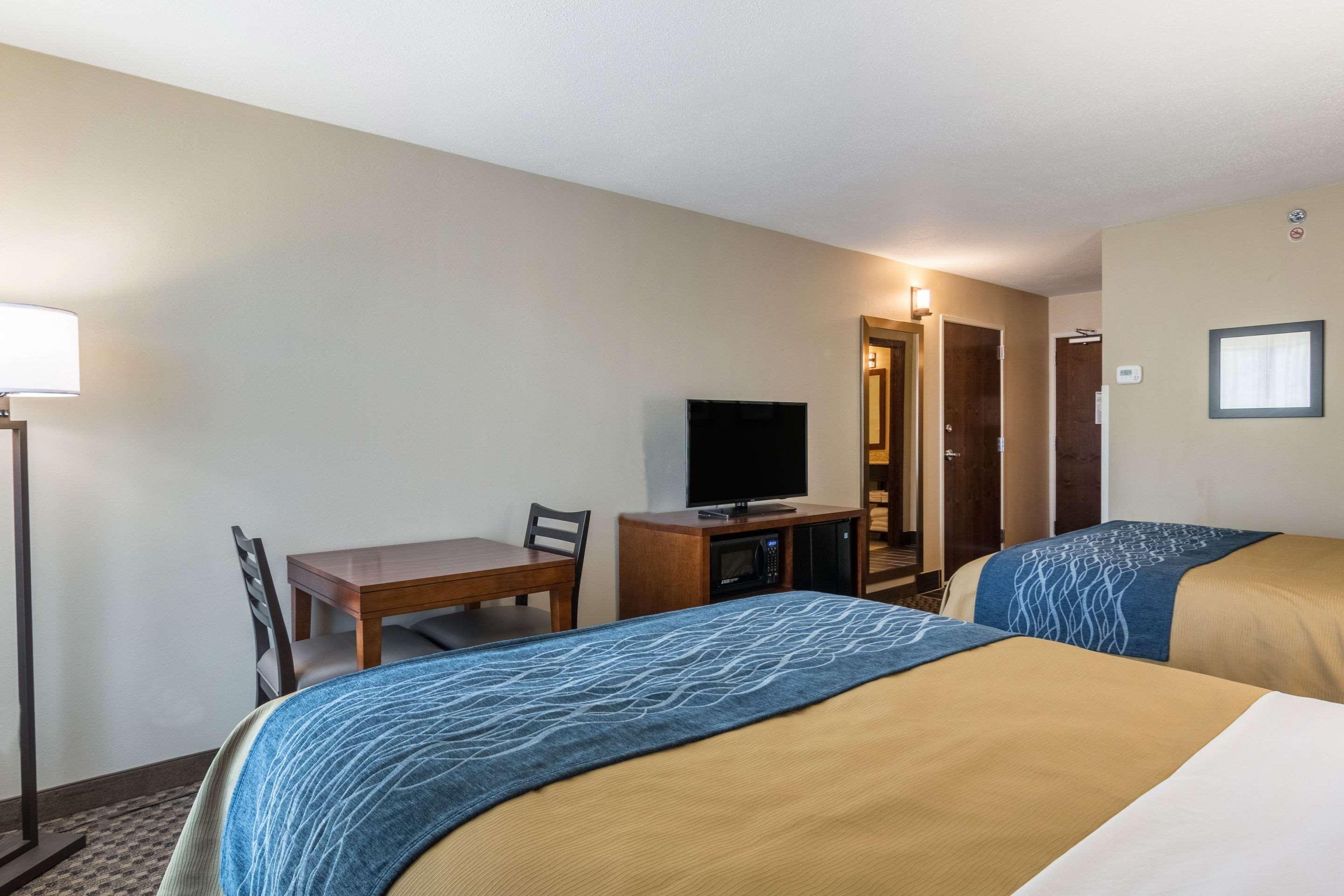Comfort Inn Edwardsville - St Louis מראה חיצוני תמונה